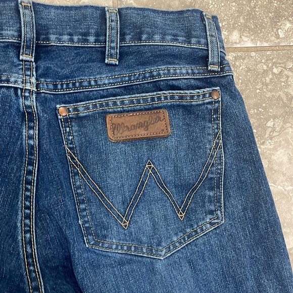 WRANGLER RETRO RIVER WASH SLIM BOOT CUT 77MWZRW fits 32”W - Picture 7 of 13